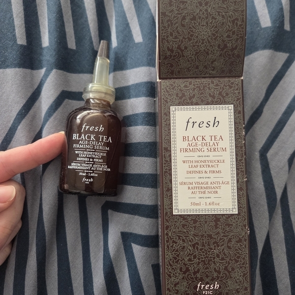fresh Other - Fresh Black Tea Age-Delay Firming Serum